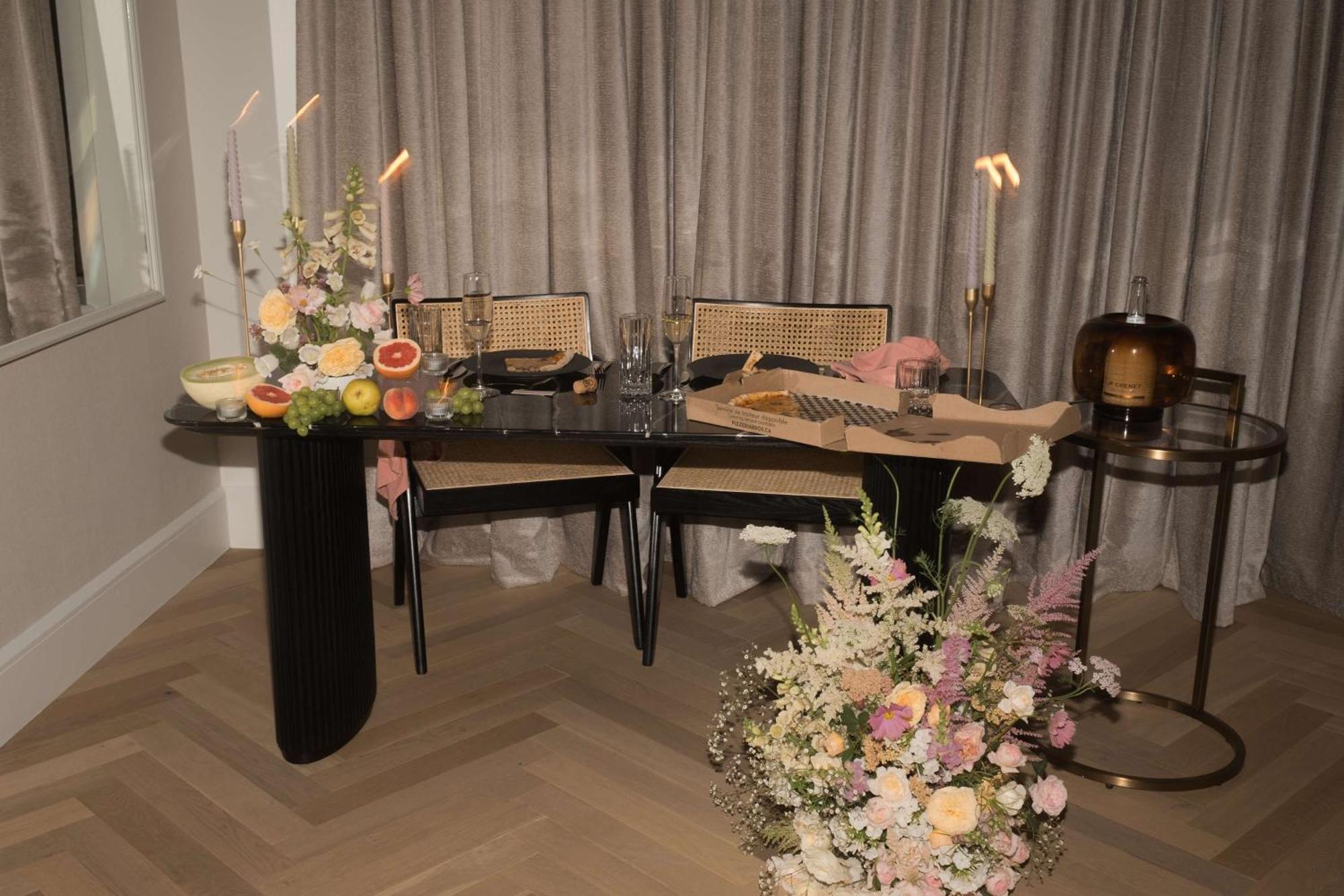 Vogue Hotel Montreal Downtown, Curio Collection By Hilton Exteriör bild